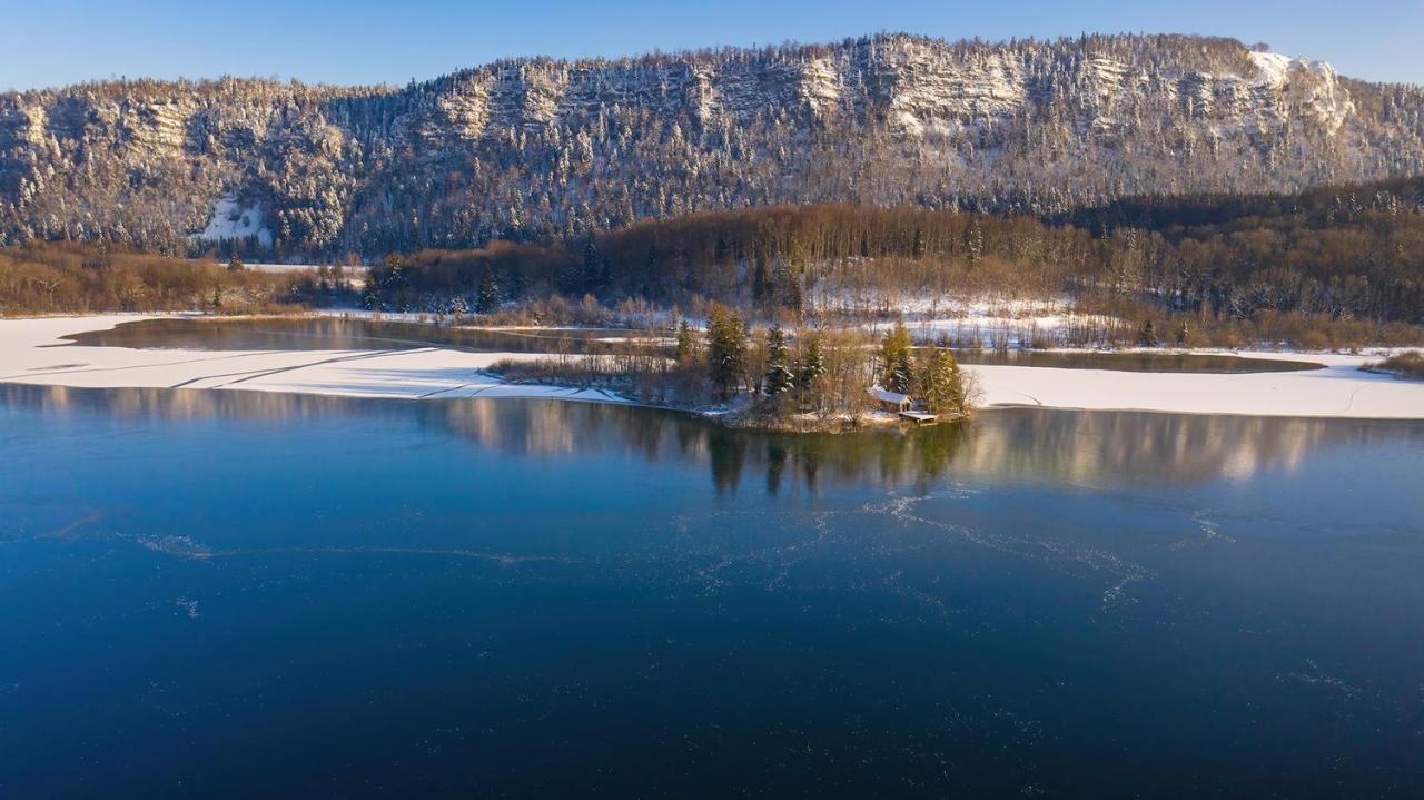 L'orgelétaine : Grande Maison Au Milieu Des Lacs Du Jura Сasa de vacaciones Orgelet